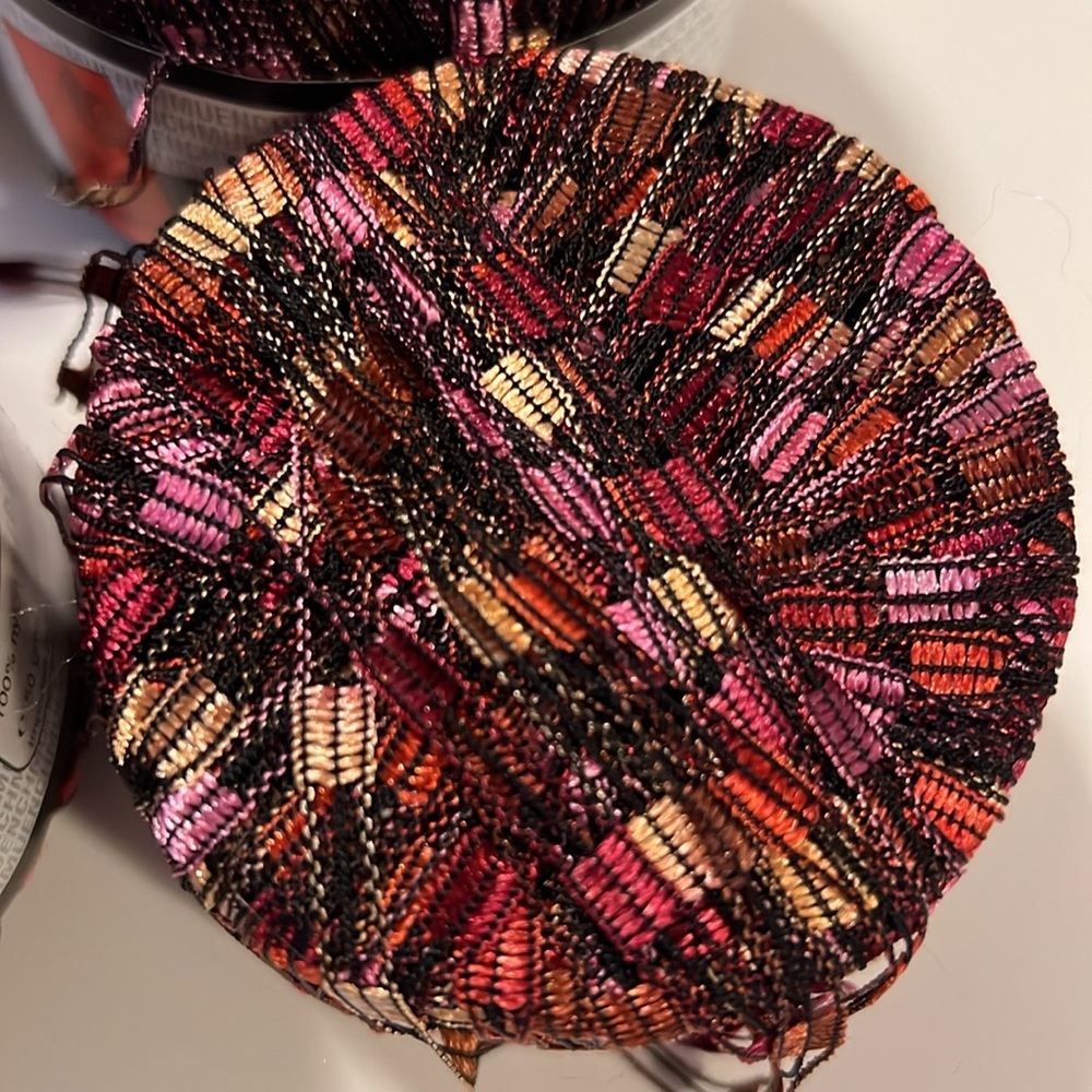 Muench yarns Helix nylon novelty yarn - Picture 3 of 8